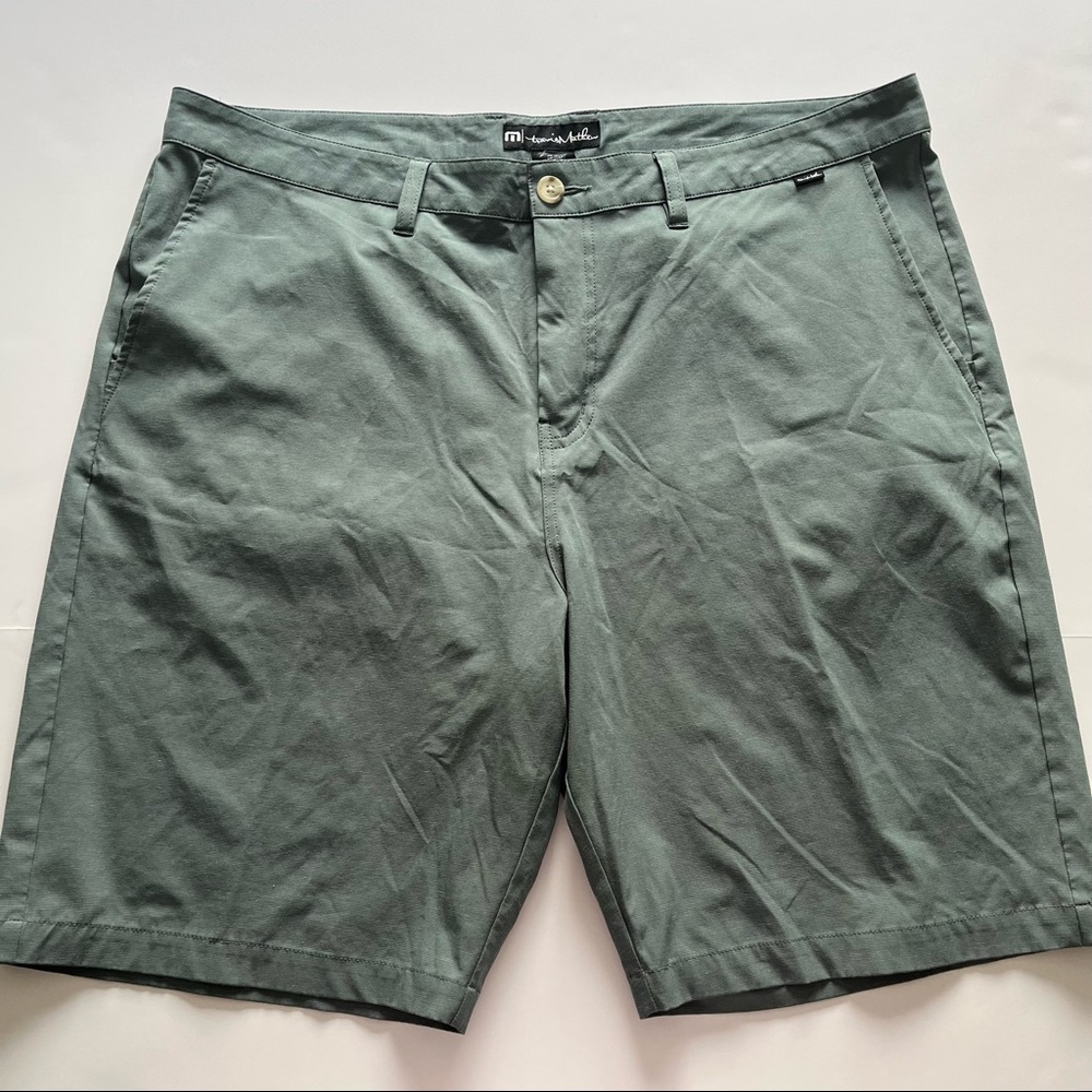 Men’s Travis Mathew’s Beck Shorts Golf Casual Green Sage Balsam Green